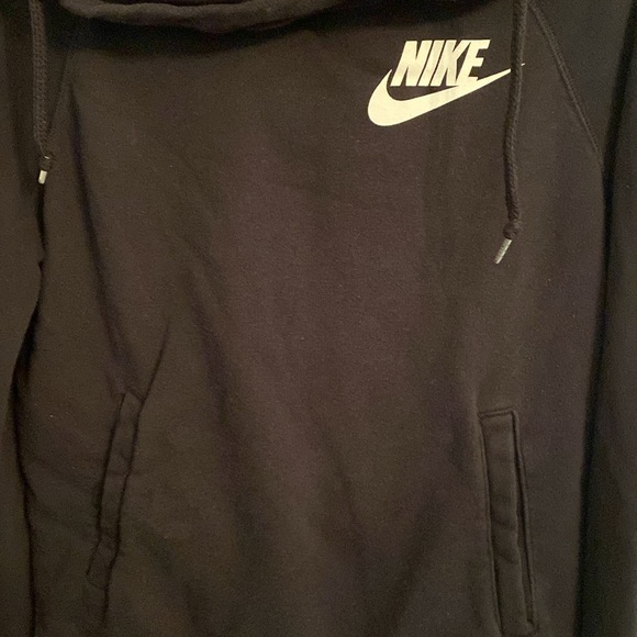 Nike Sportswear Club Fleece Pullover Hoodie, Size: M - Picture 4 of 6